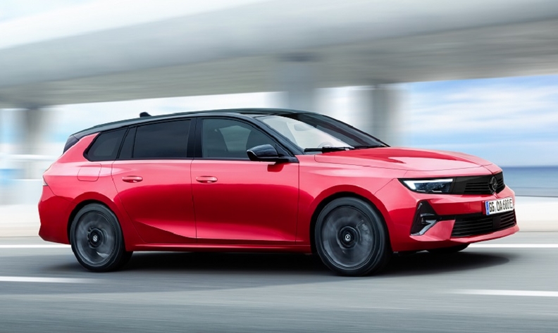 Opel Astra Electric Sports Tourer 